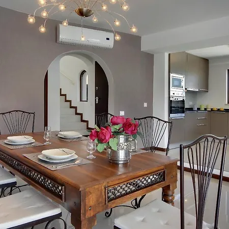 Casa Dos Amigos Villa *
